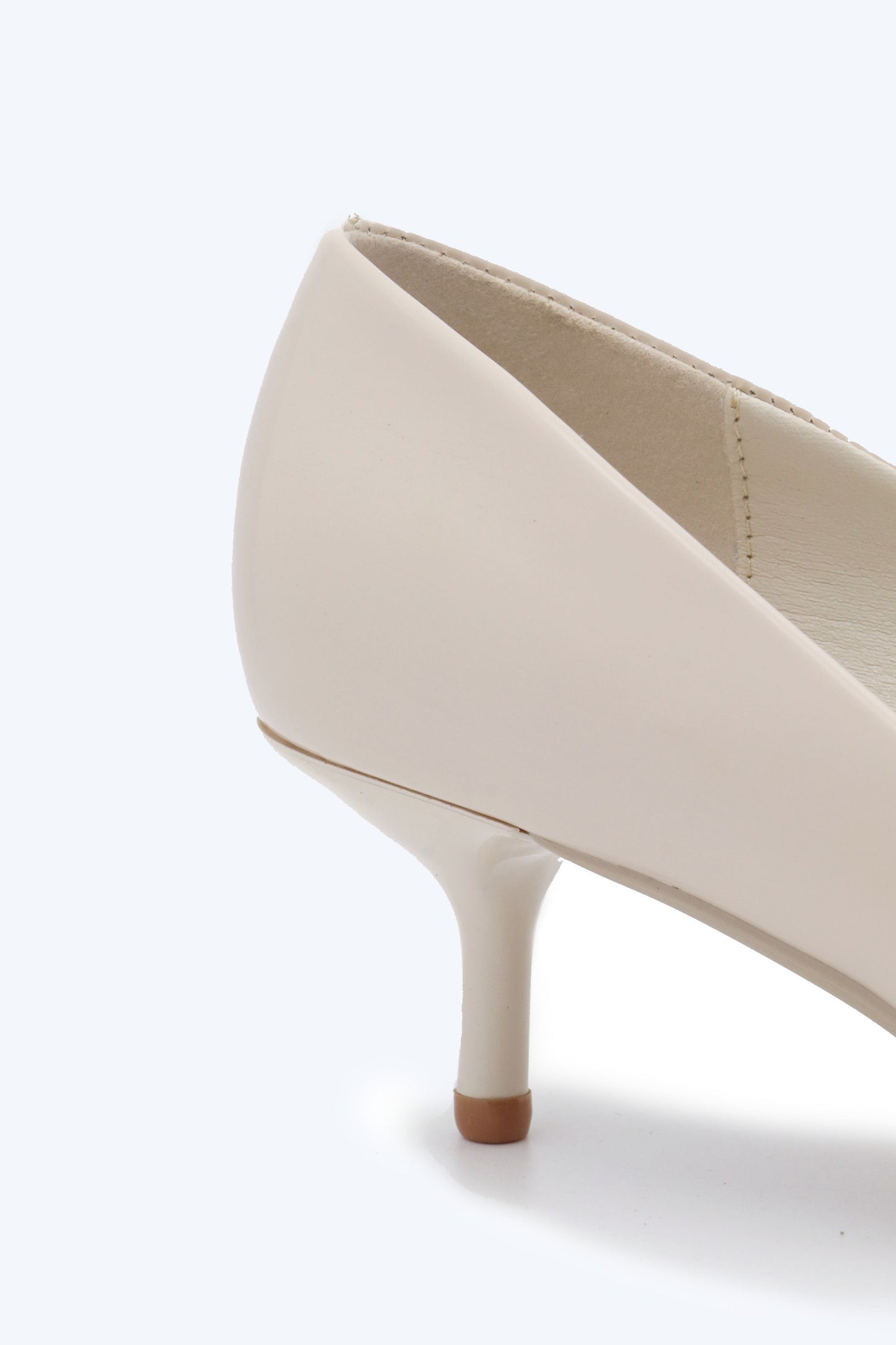 White Refined Heel