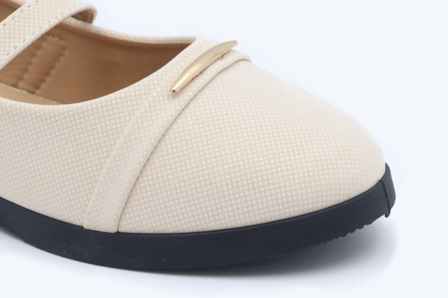 Cream Elegant Pinkie Shoes