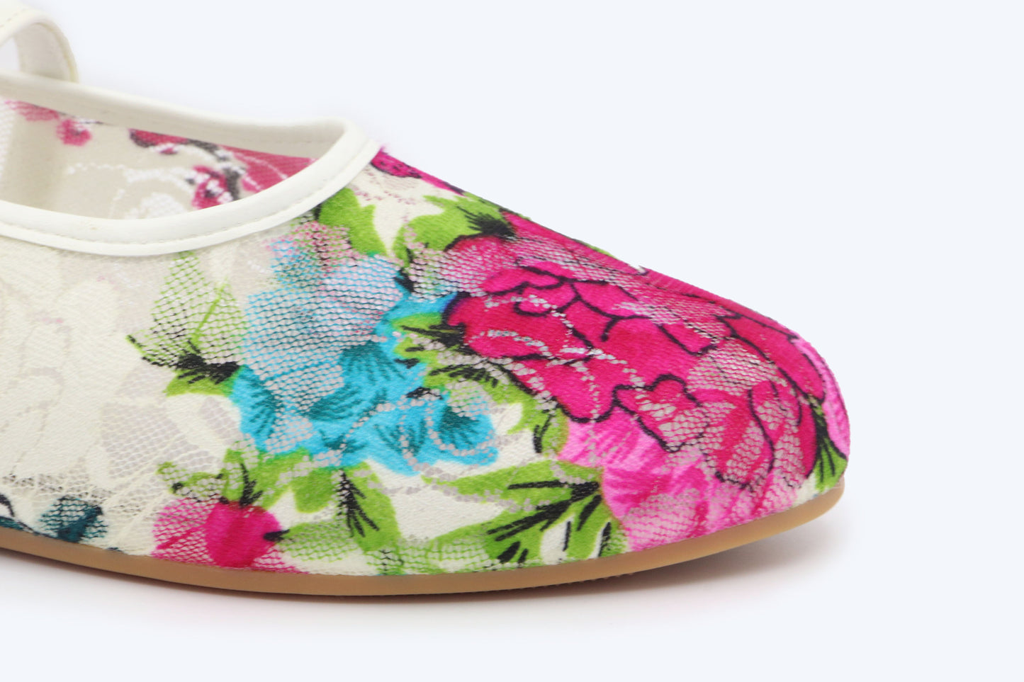 White Vina Curve Flat