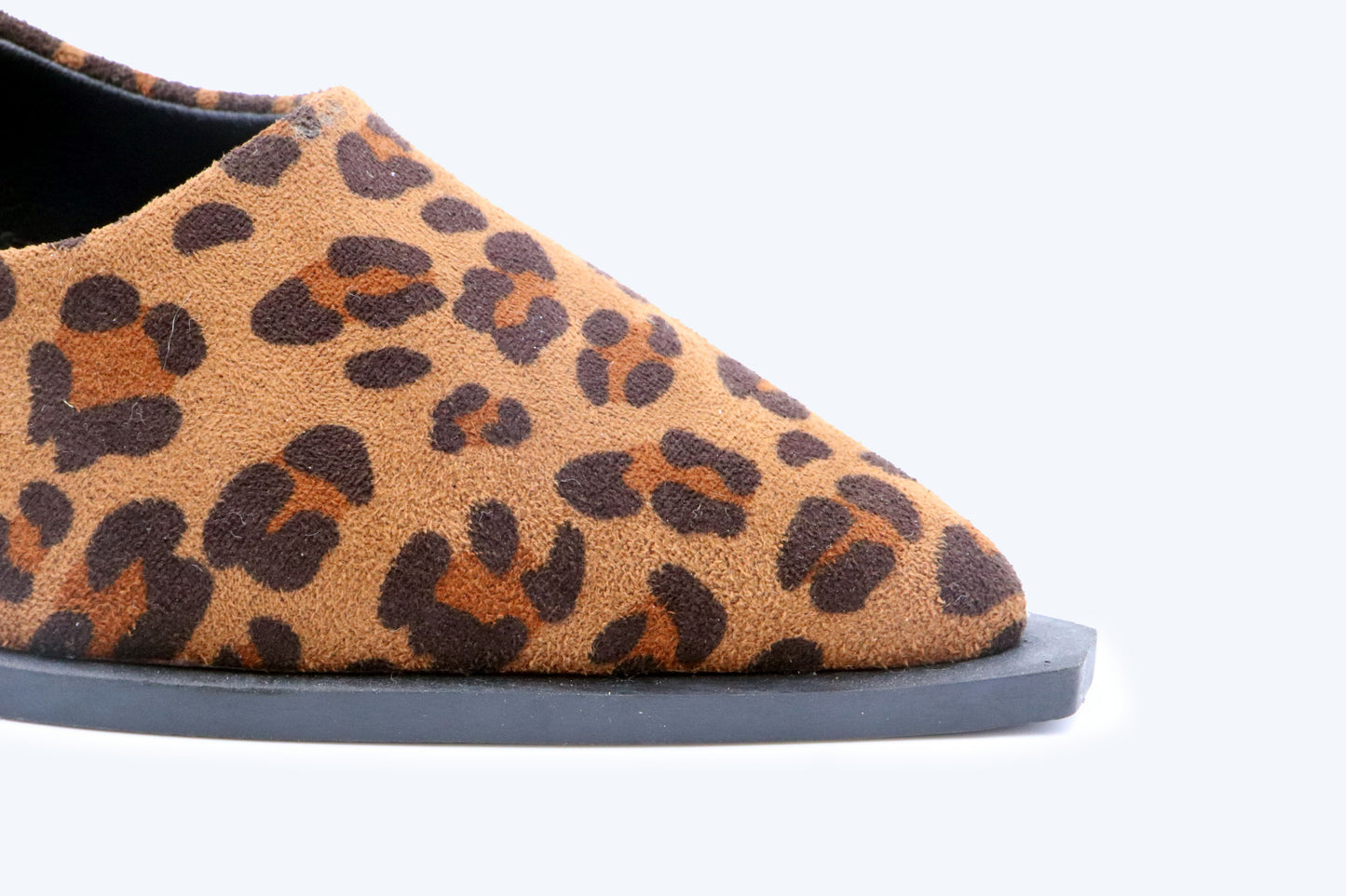 Leopard Noiréa Muse Flat