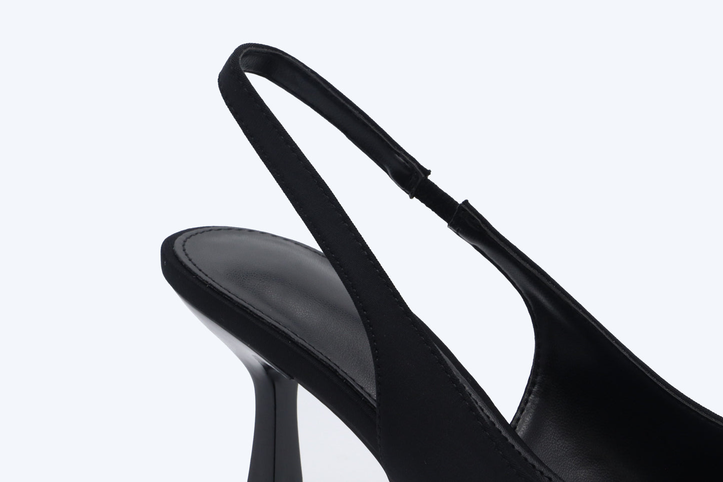 Black Causal Heel