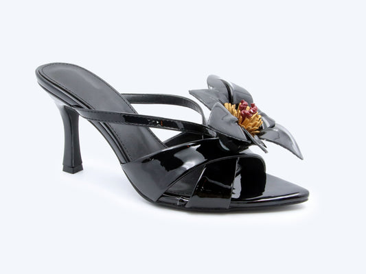 Black Bloom whirl Sandal