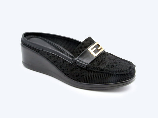 Black Weave Knit Flat
