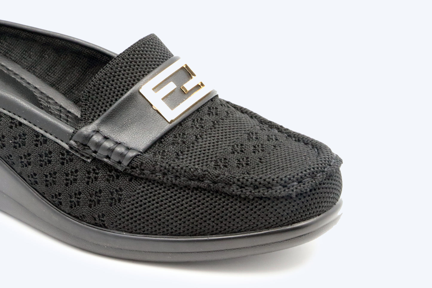 Black Weave Knit Flat