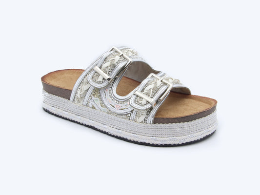 White Vintage Spark Flat