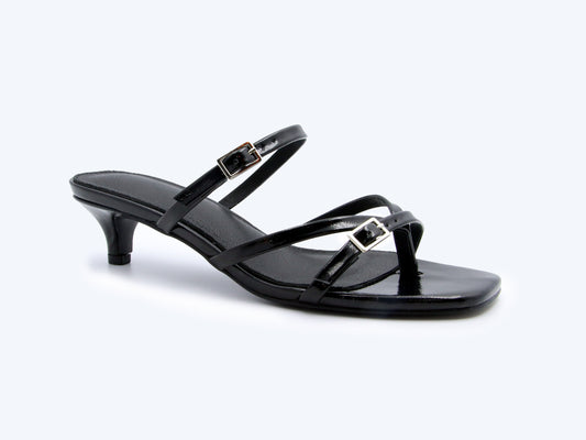 Black Cross Strap Heel ：