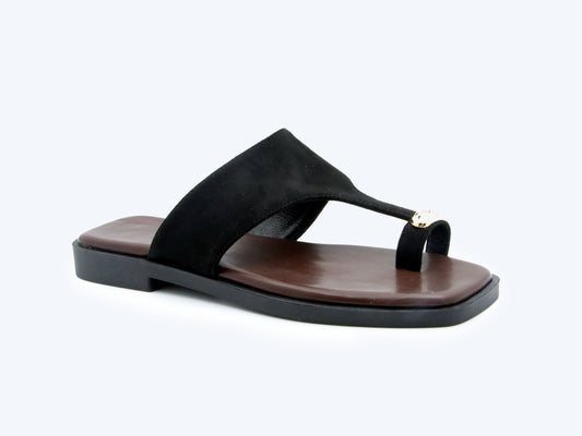 Black Toe Ring Flat