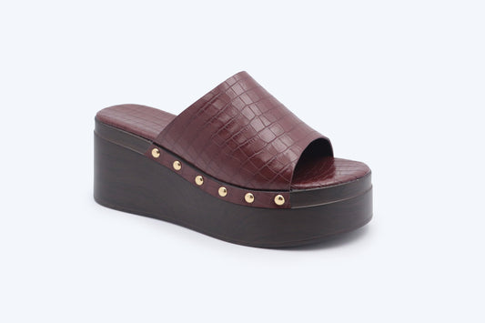 WineRed Rivet Wedge Sandal