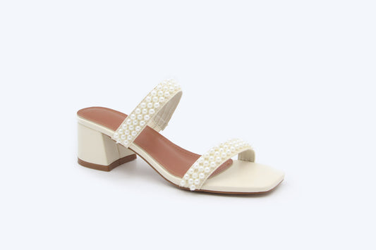 White Elegant Strand Sandal