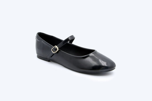 Black Ivy Clash Flat